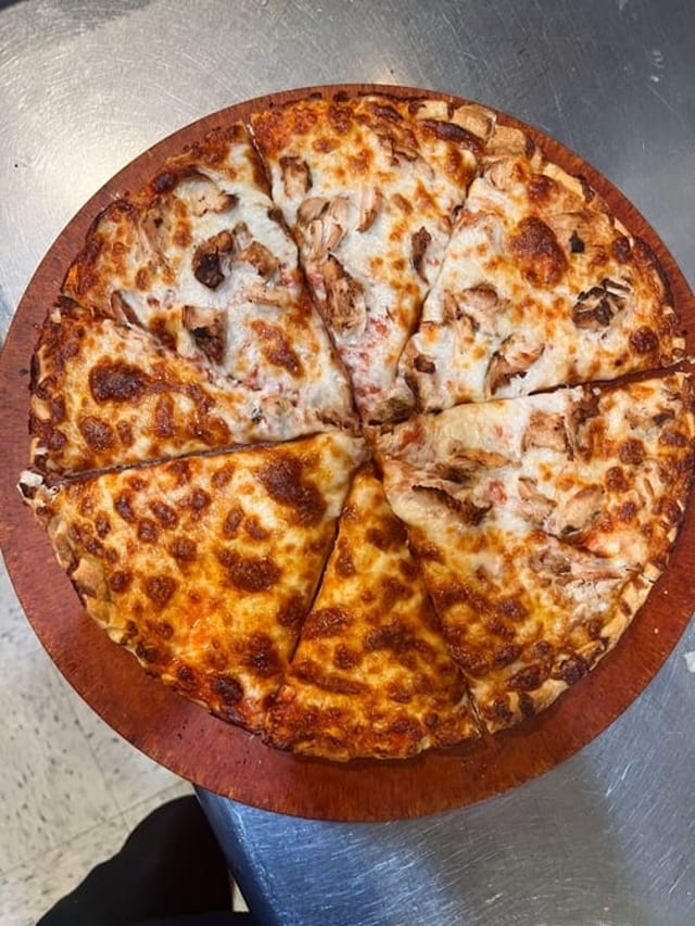 3 Toppings Pizza.